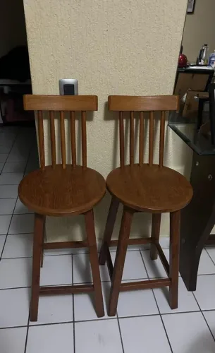 Bancos madeira maciça ( móveis  gravata)