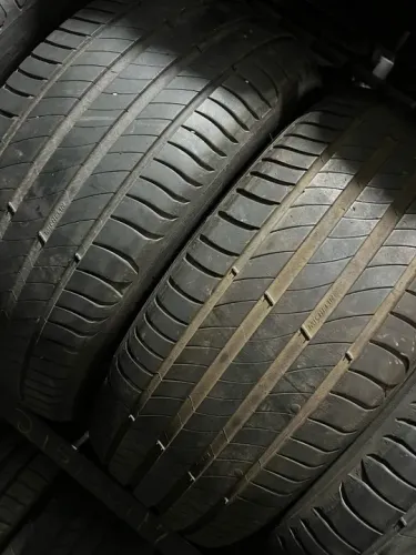 Pneu 195/55/16 Michelin 80 % vida útil.
