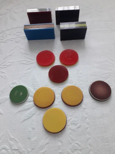 Botões de futebol de mesa / antigos