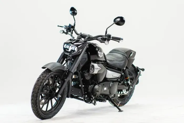 Shineray Titanium 250cc com Motor em V