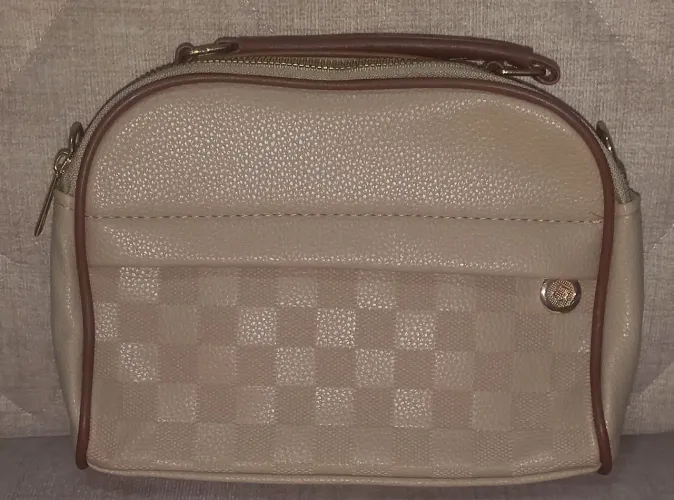 Bolsa Feminina de Mão com Alças