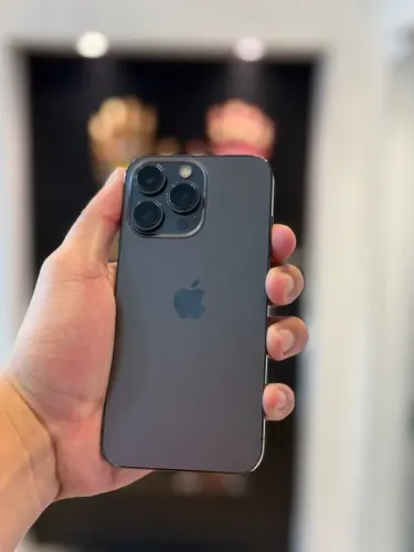 IPhone 13 Pro em excelente estado com 128gb e garantia 