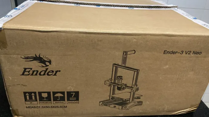 Máquina 3d Ender 3  V2 NEO 