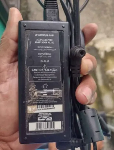 Carregador Fonte 19v 3,42a