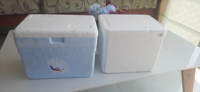 2 caixa de 3 litros, as 2 por 10 reais 