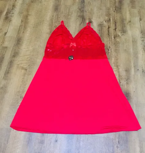 Camisola plus size com renda 