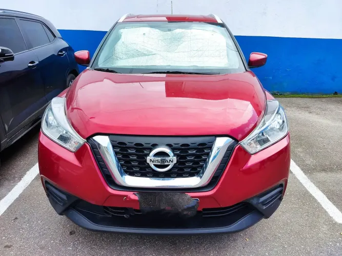 Kicks manual abaixo da Fipe 