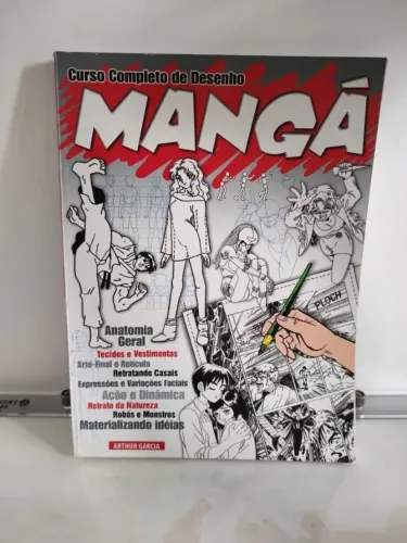 Livro Curso Completo de Desenho Mangá