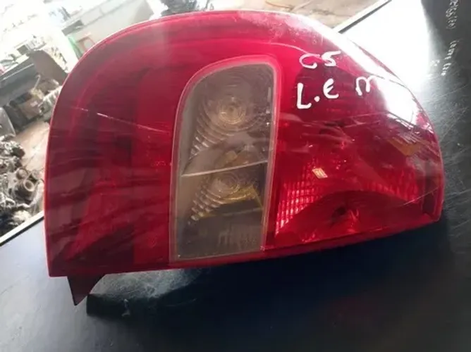 Lanterna Traseira Citroen C5 2003