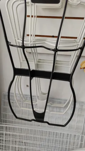 Cabide Silhueta 3d novo 14,00 a vista unidade