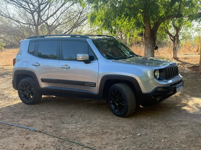Jeep Renegade Sport ( Versão Night Eagle) - 1.8 4X2 Flex 16V Aut. 2021