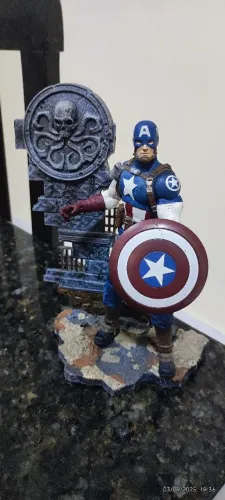 Capitão América exclusivo Marvel select