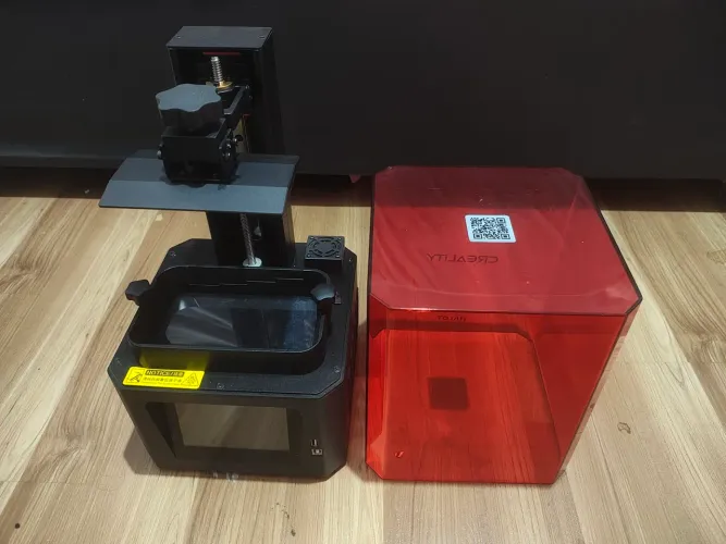 Impressora 3D Creality Halot One Usada