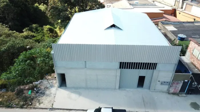 Aluga-se galpão bairro sapucaias 