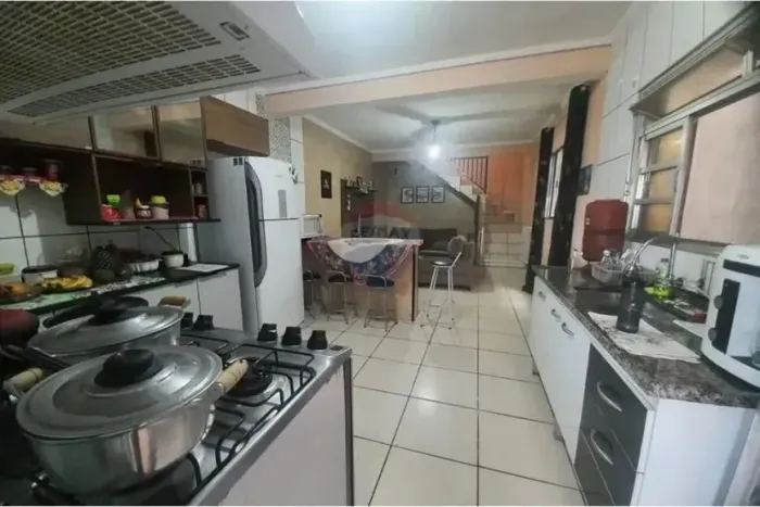 VENDO CASA BARATINHA COM URGÊNCIA