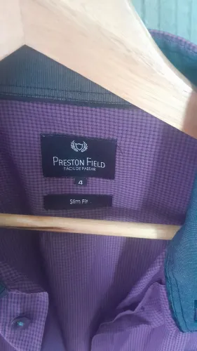 Camisa roxa