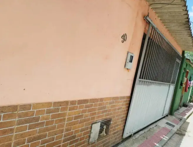 02- Casa na Vila Embratel AD
