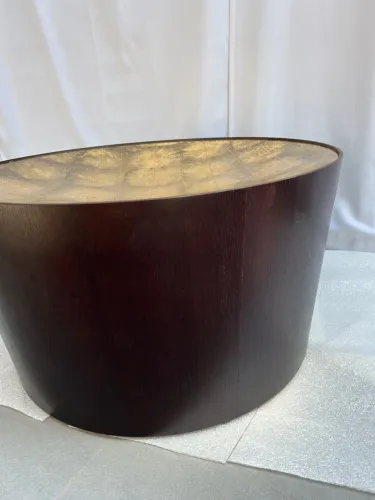 Mesa de Centro Elegante em Madeira Escura modelo Ball Artzzi