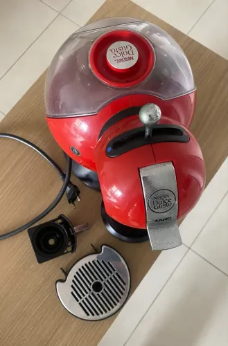 Cafeteira Arno Dolce Gusto