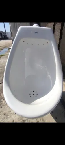 VENDO 02 MICTÓRIOS EM LOUÇAS