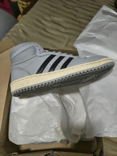 tênis ADIDAS Top Ten - n° 41 - Nunca usado