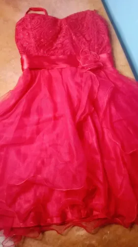 Vestido de Festa / Debutante Curto Vermelho Rubi com Brilho - Perfeito Estado!
