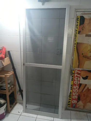 Porta de Aluminio e Vidro