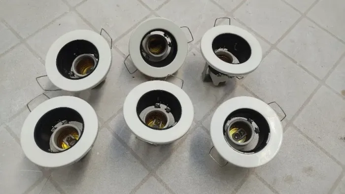 Suporte Spot de embutir - 6 peças