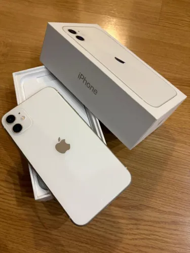 iPhone 11 em perfeito estado