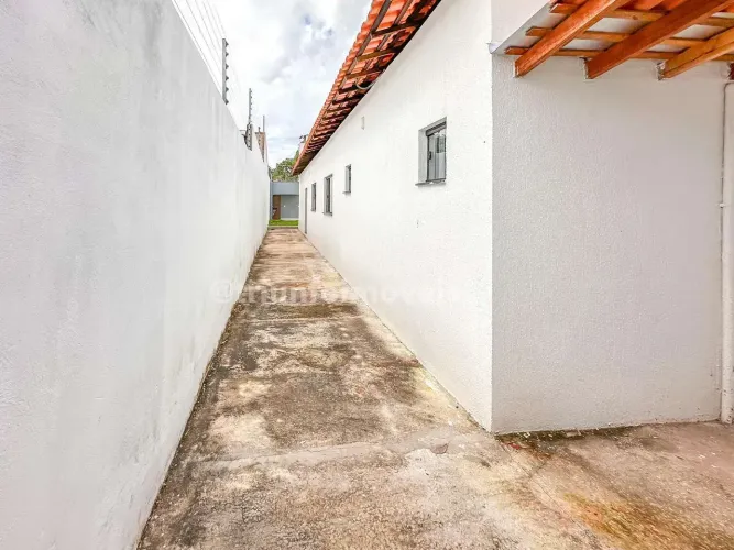 Casa a venda no Parque Piauí em Timon com 3 Quartos
