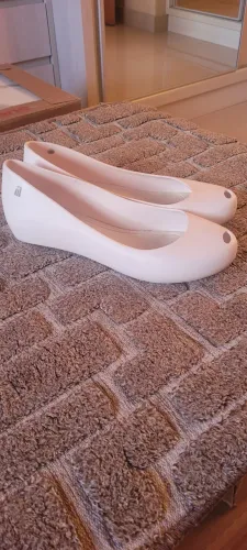 Melissa tam 37