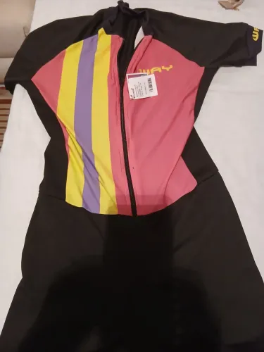 Macaquinho de ciclismo