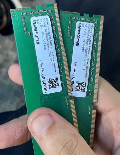memória ram ddr4 16gb 2400 MT/s (2x8)
