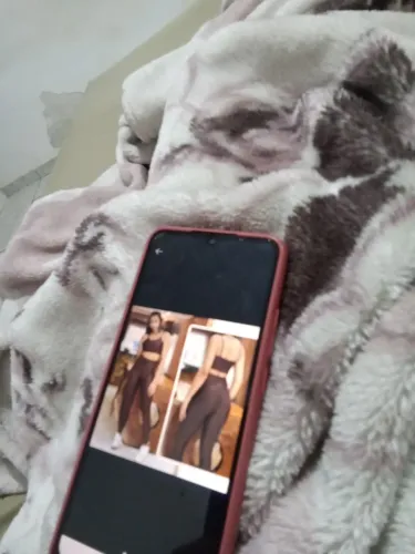 Vendo esse conjunto de leggin com top para academia nova