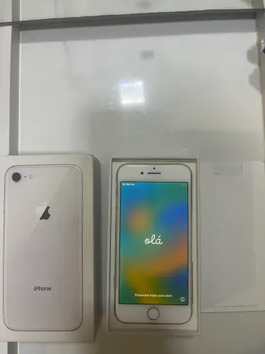 iPhone 8