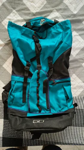 Mochila de Trilha reforçada - 56L
