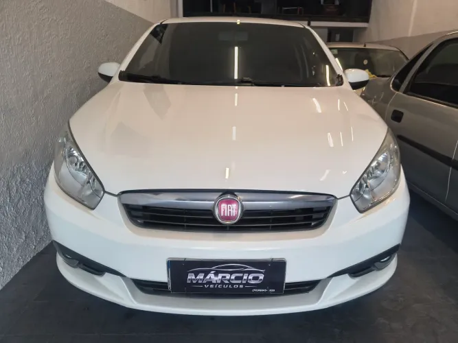 Fiat Grand Siena Essence 1.6 Flex 16V 2016