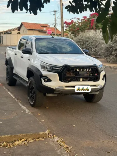 Toyota Hilux CD 4X4 2.8 Diesel Mec. 2020
