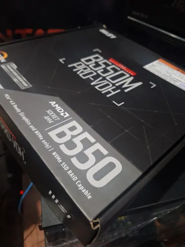 Placa mãe AM4 - B550M PRO-VDH 