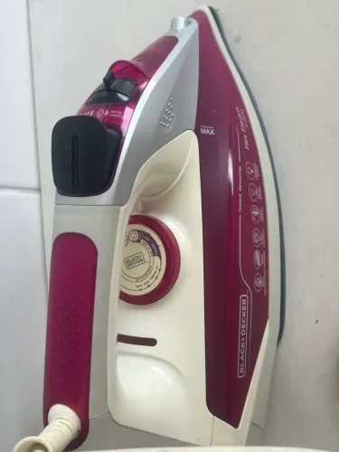 Ferro de Passar Black+Decker a Vapor - Funcionando Perfeitamente