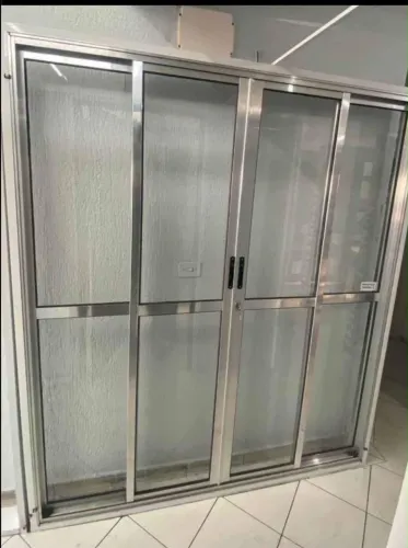 PORTA SACADA DE ALUMÍNIO 4 FOLHAS - BRILHANTE LINHA25 COM FECHADURA