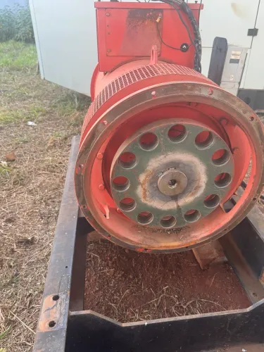 Gerador solteiro 230/200 kVA LEIA A DESCRIÇÃO
