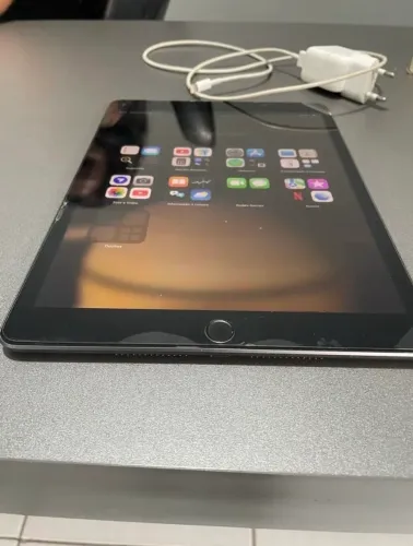 iPad 7th (32GB)
