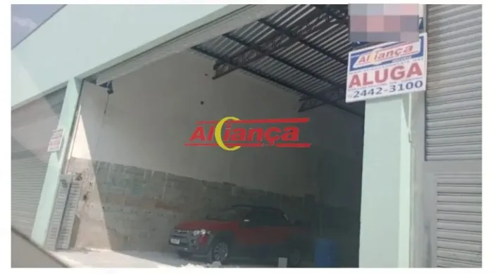 Salão Comercial para alugar, 2 banheiros - Cidade Soberana - Guarulhos por R$: 4.000,00