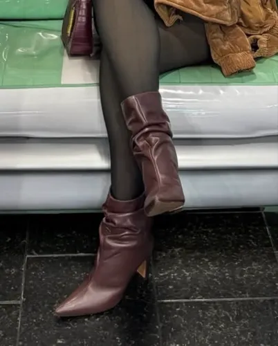 Bota n37 marca UZA