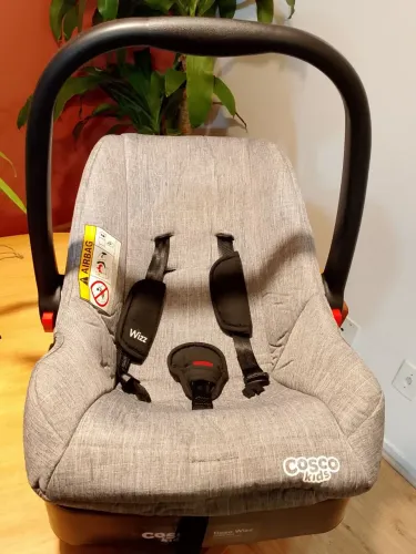 Bebê conforto/ cadeirinha para carro