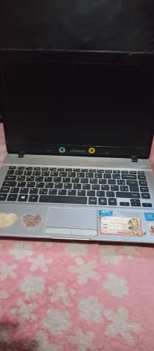 Notebook Samsung/retirada de peças. 