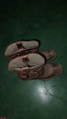 Bota de couro feminina rosa numeração 40