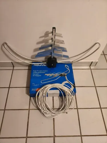 Antena Digital HDTV (Cabo 16 Metros) Aquário