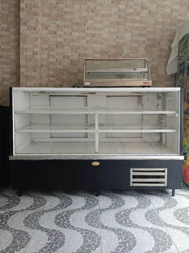Vendo balcão Expositor e estufa para salgados 